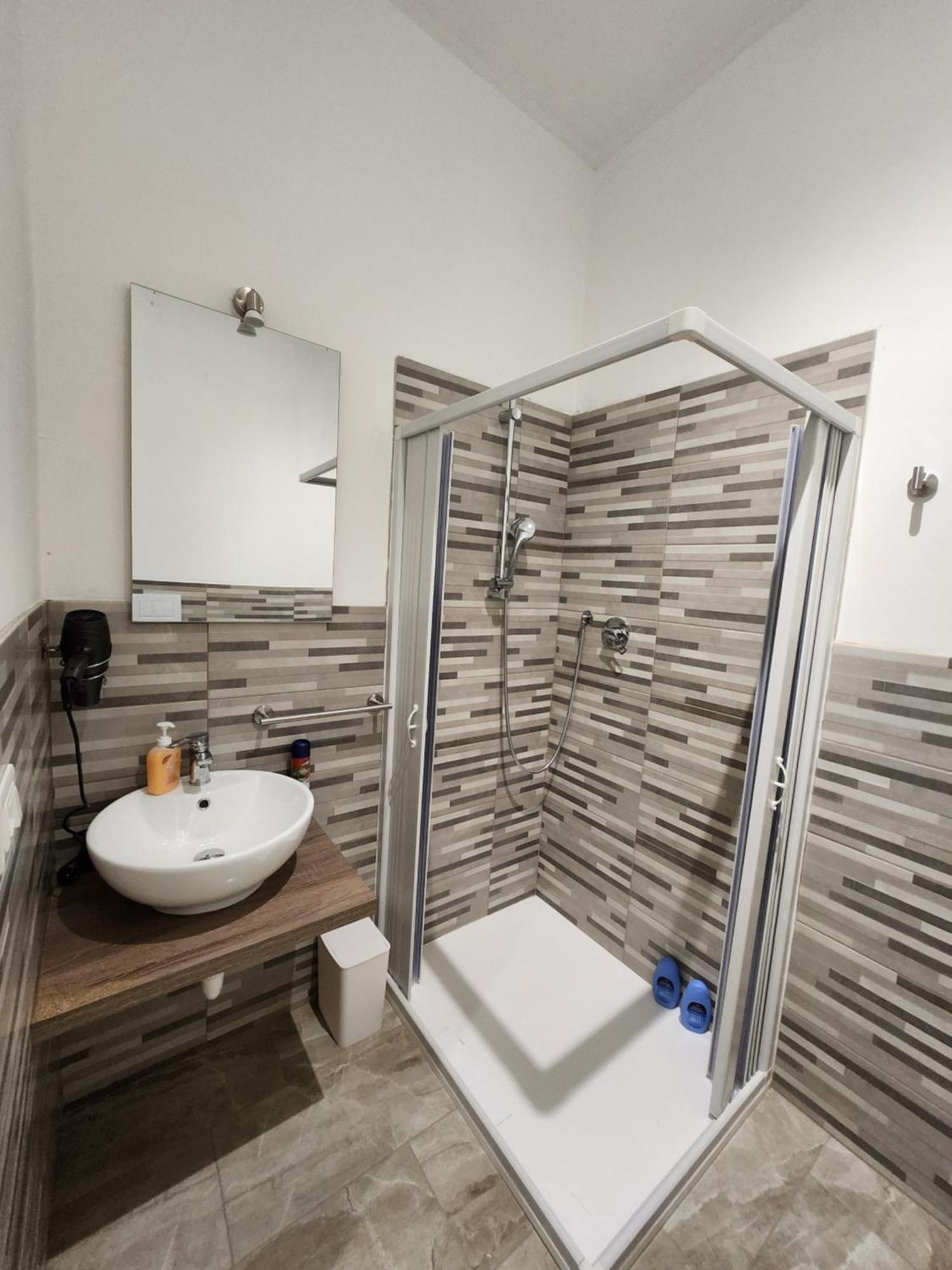 Casa Roxana Hotel Торино Екстериор снимка
