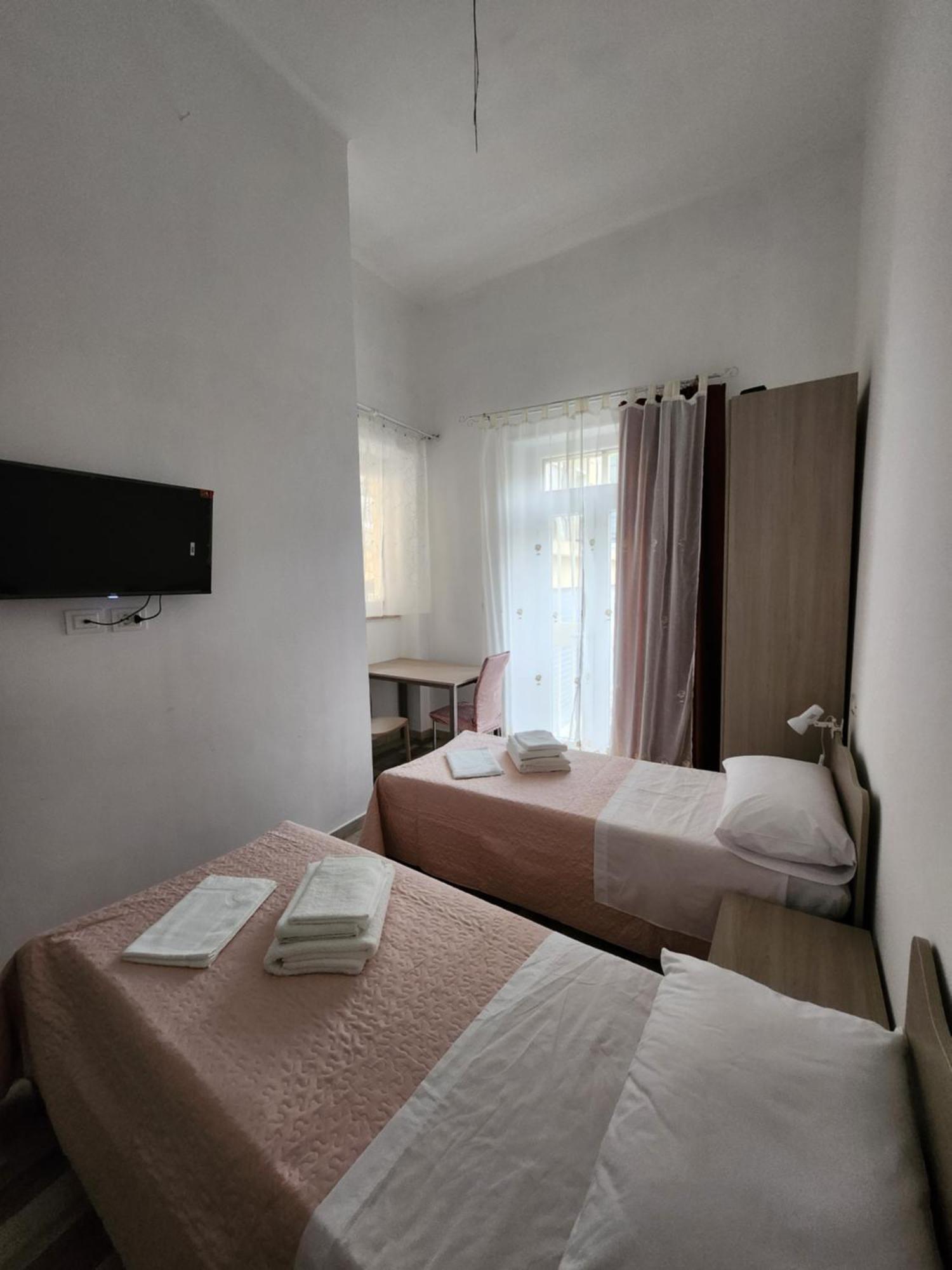 Casa Roxana Hotel Торино Екстериор снимка