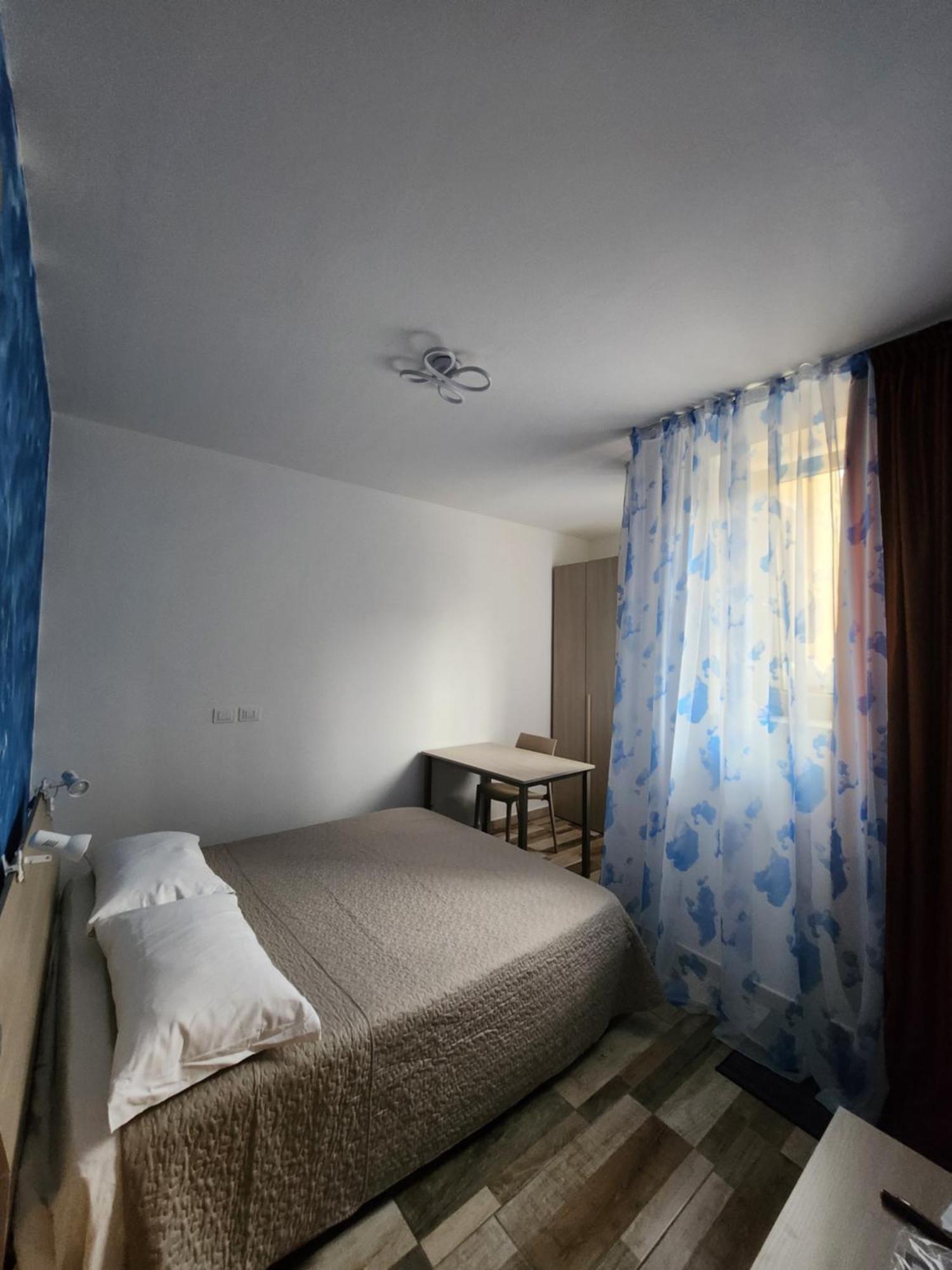 Casa Roxana Hotel Торино Екстериор снимка
