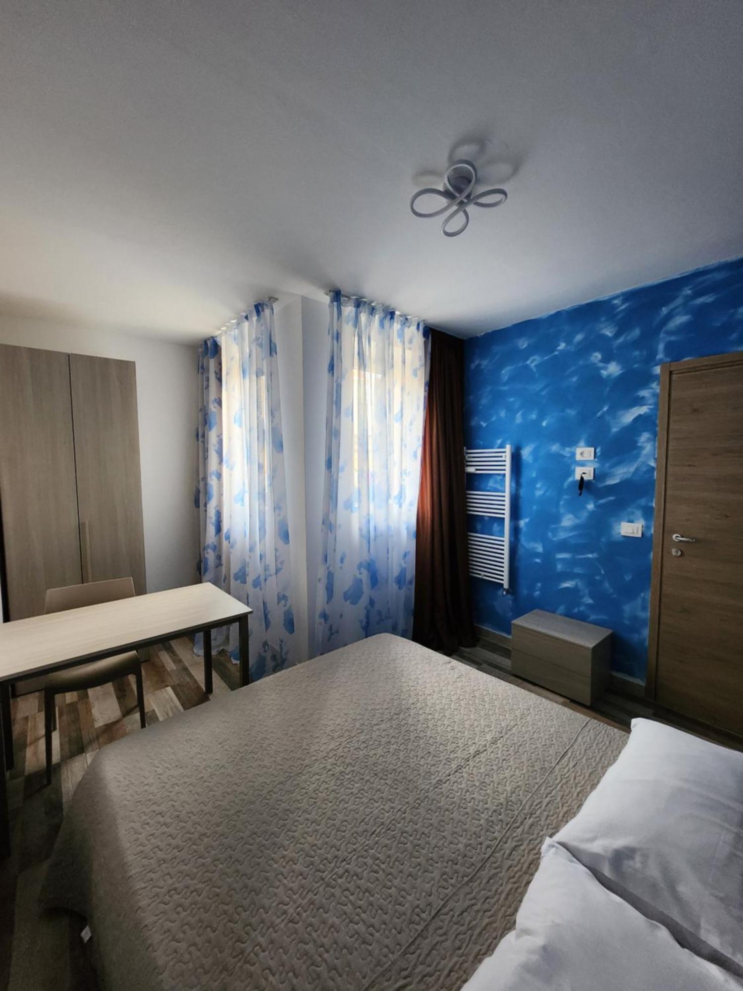 Casa Roxana Hotel Торино Екстериор снимка